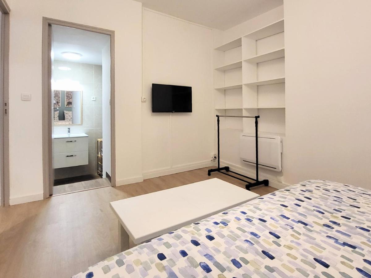 Appartement 1 Chambre, Cuisine, Coin Salon, Salle De Bain Saint-Claude Buitenkant foto